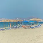Naxos مكان تخييم 2*